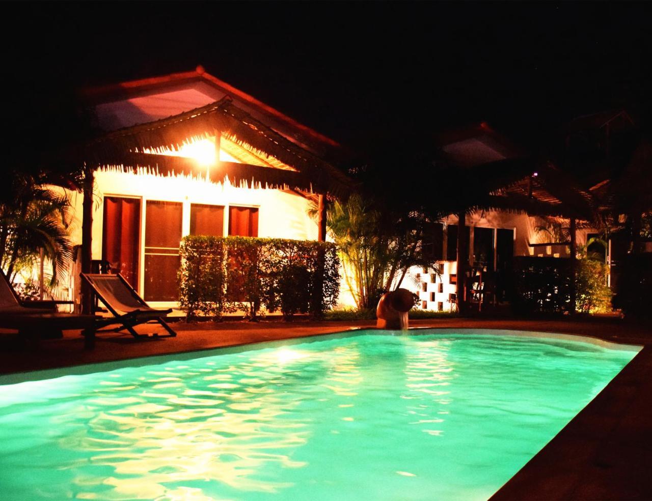 Vivi Bungalows Resort Nai Harn Exterior foto